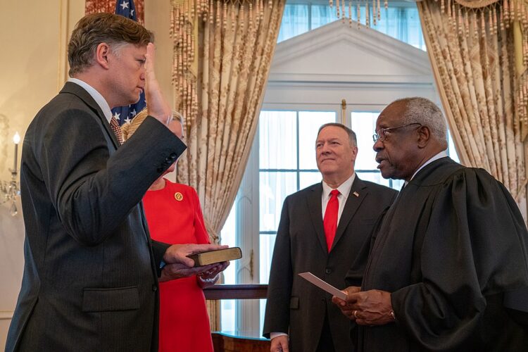 Justice Thomas to Stop Teaching at Washington Law School After